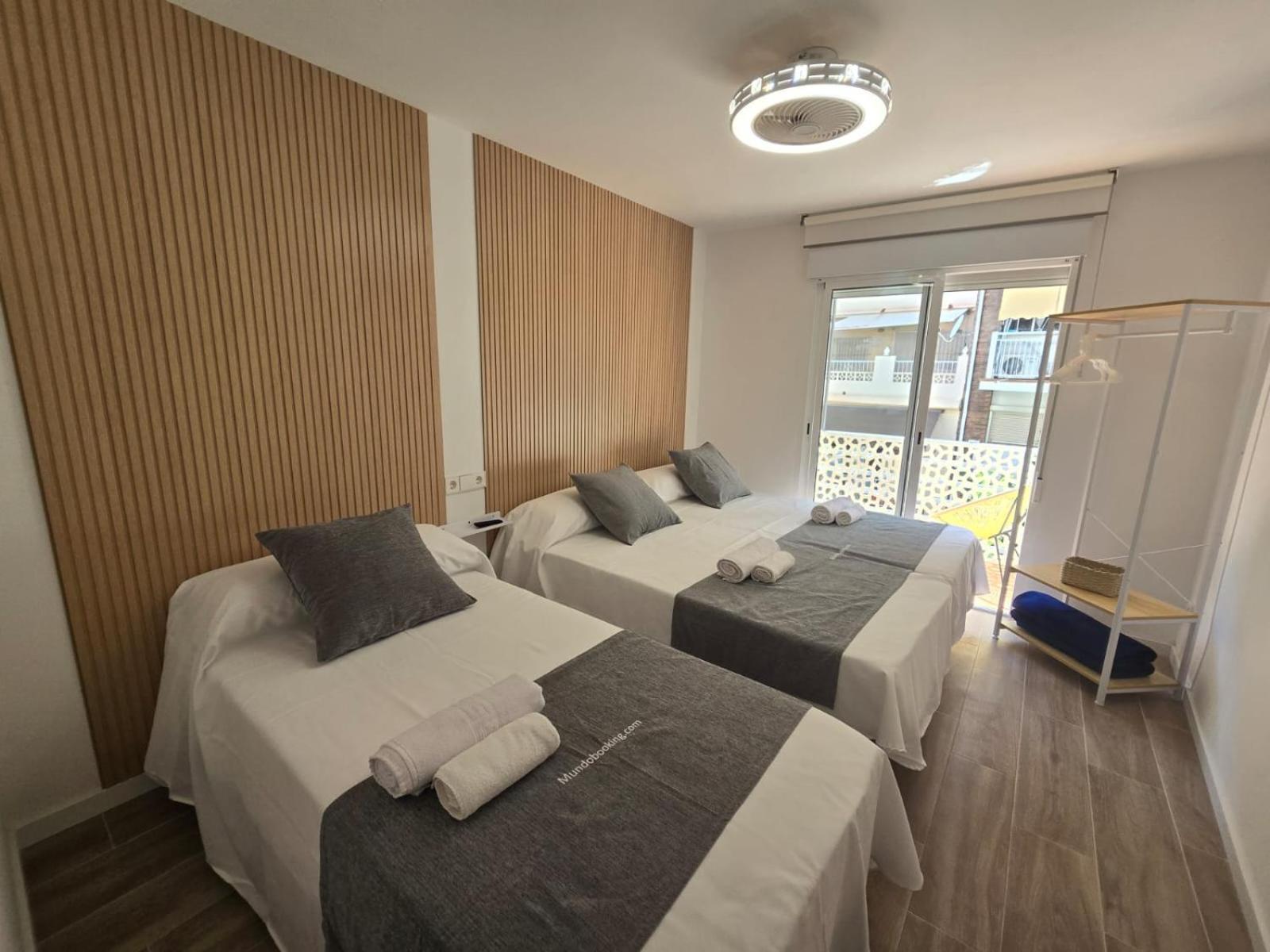 Suites Alameda Centro Levante Benidorm Extérieur photo