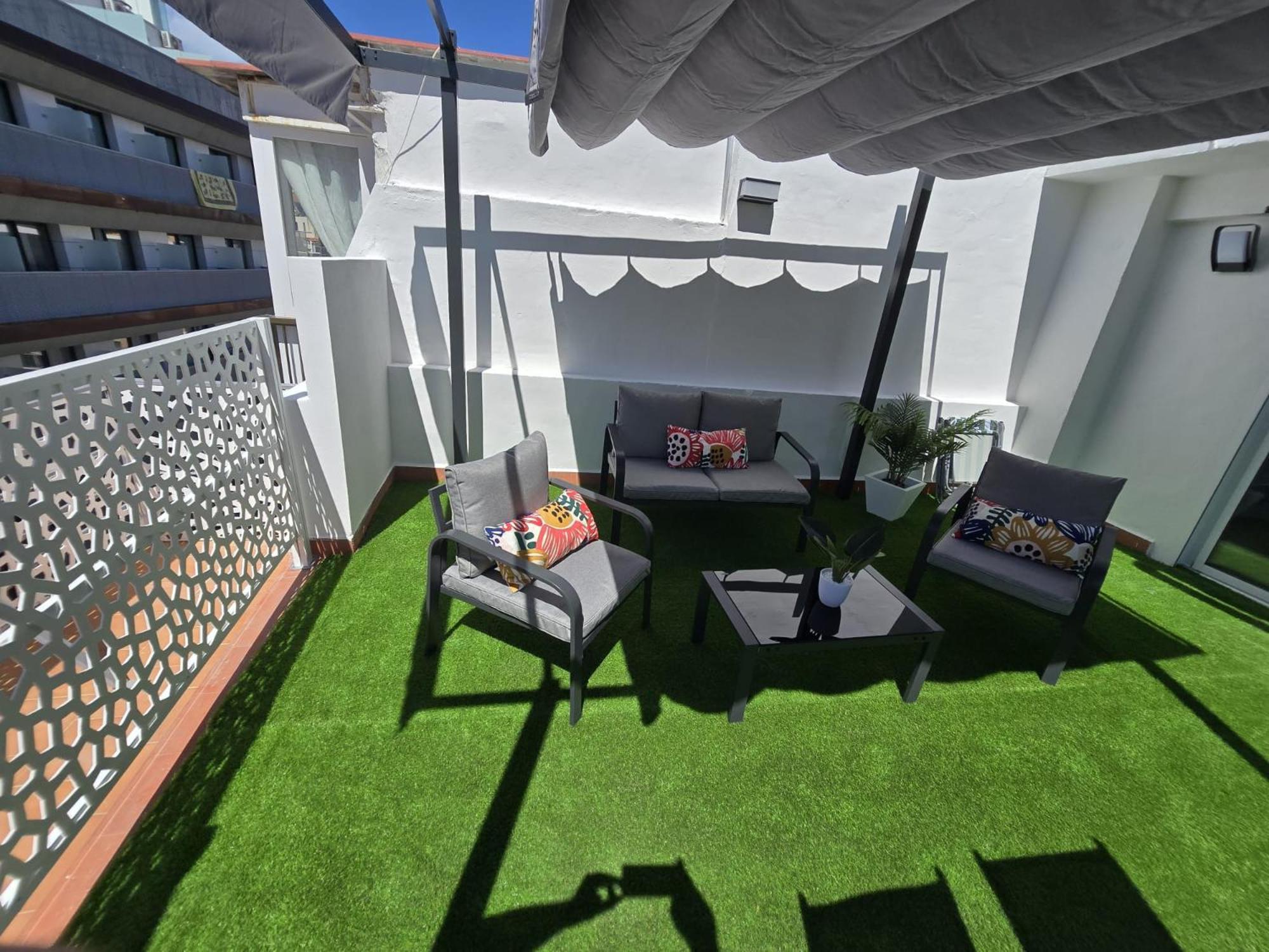 Suites Alameda Centro Levante Benidorm Extérieur photo